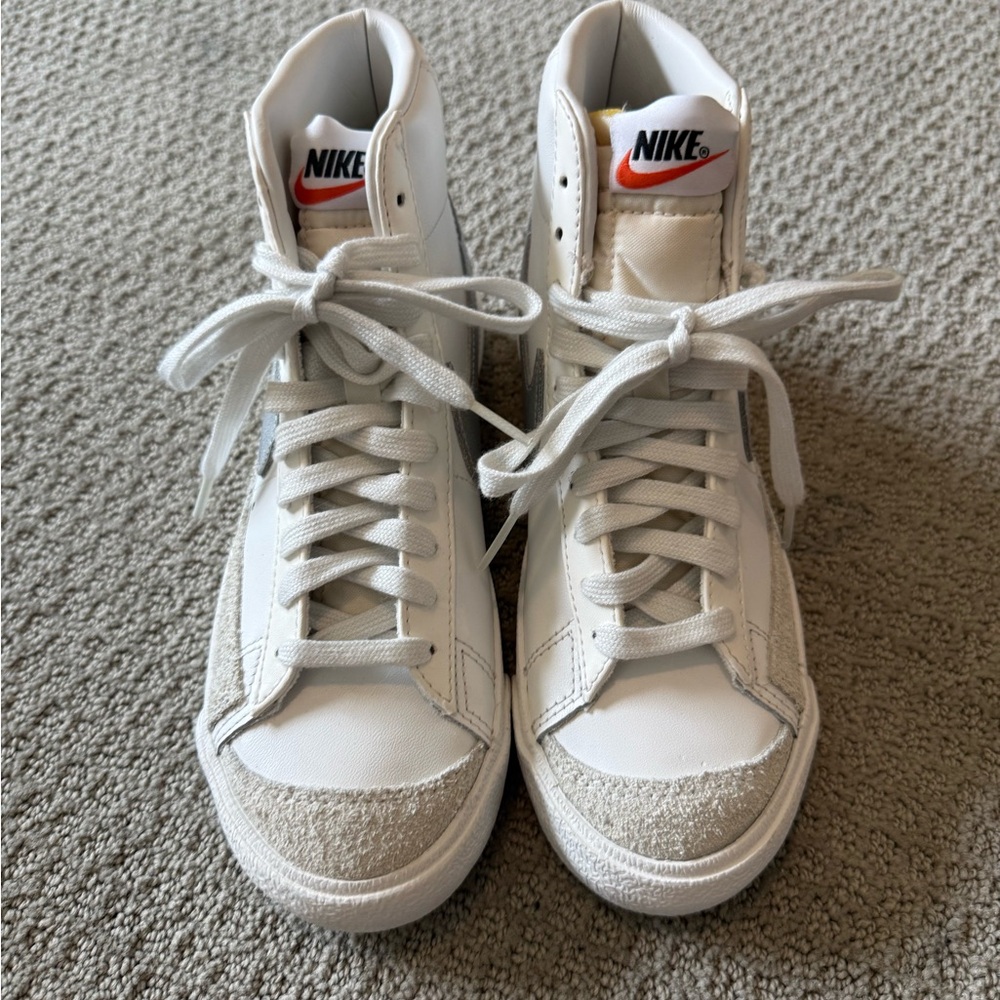 Nike Women’s Blazer Mid 77 High-Top Sneakers